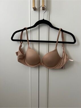 Victoria's Secret Blush Nude Push-Up T-Shirt Bra